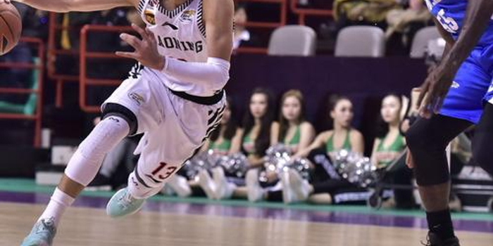 巴萨不仅增 巴萨不仅增