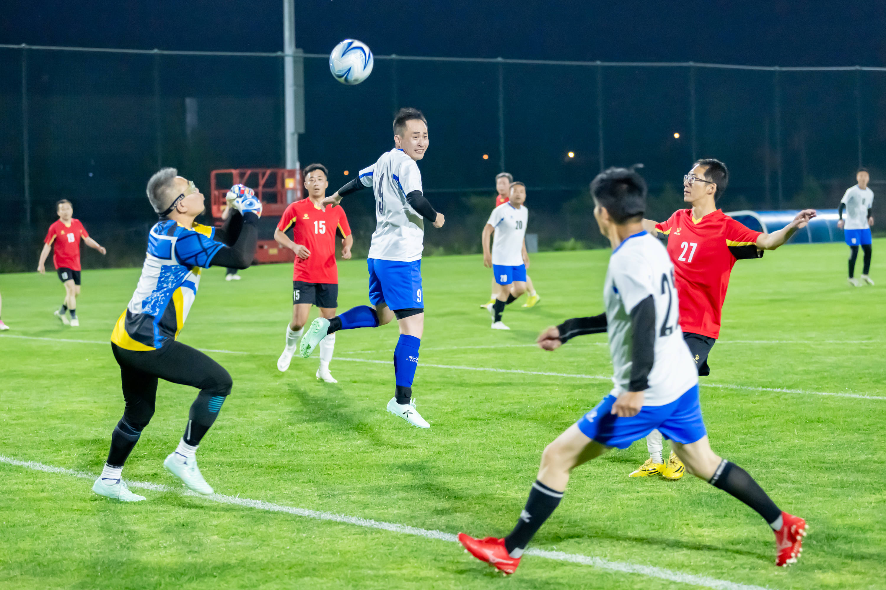 从首回合的 从首回合的