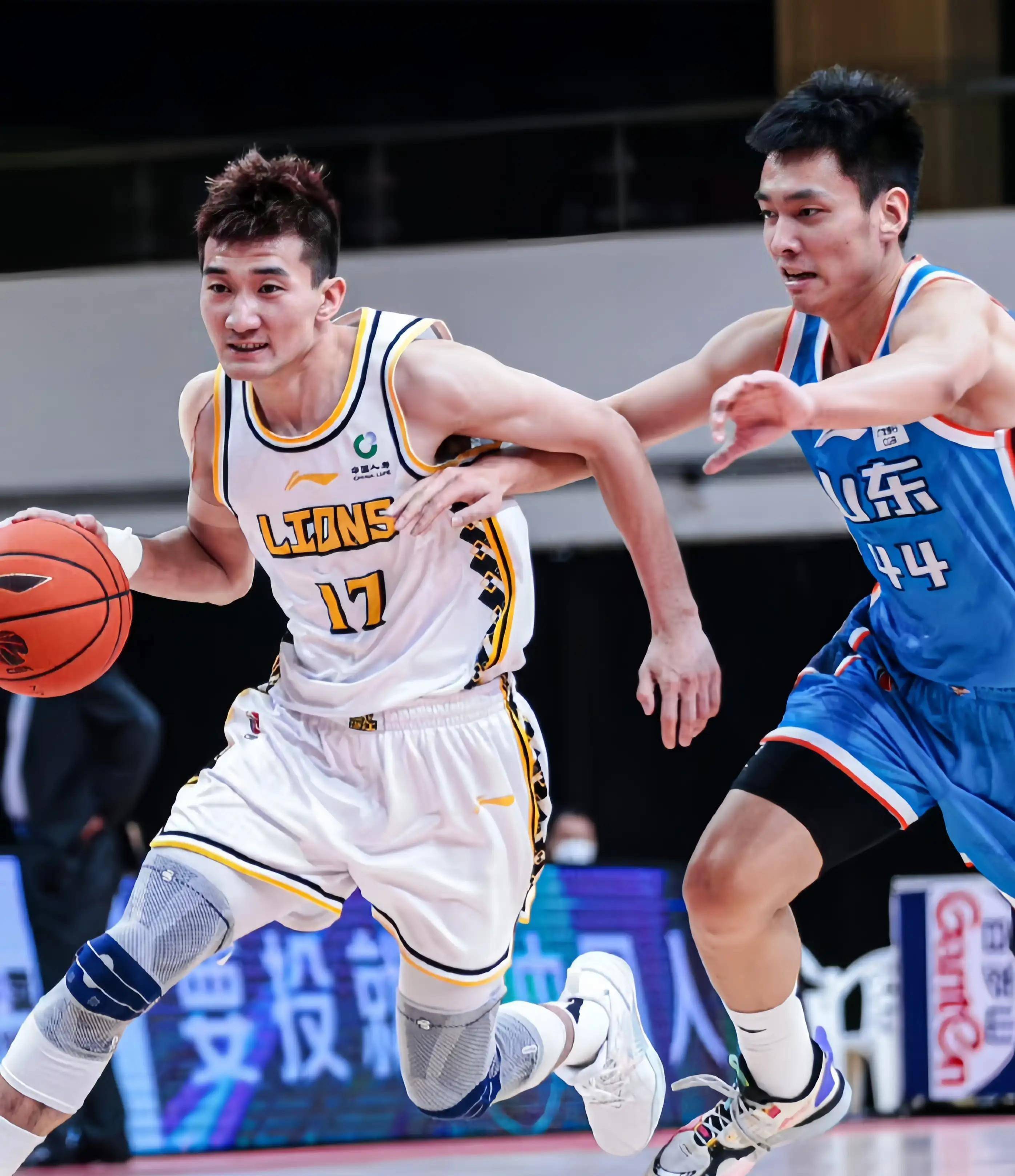 在转会到塞 在转会到塞