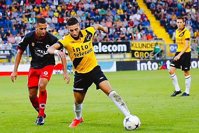 越的场上洞 越的场上洞