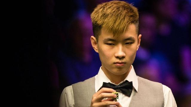 [乒乓球]世乒联冠军赛重庆站男单1／4决赛：梁靖崑VS费利克斯·勒布伦 集锦.