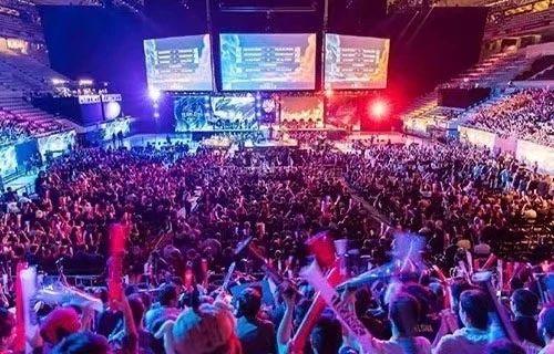 DO：水晶宫有意哈努斯，已接触莱斯特城探索其转会的可能性