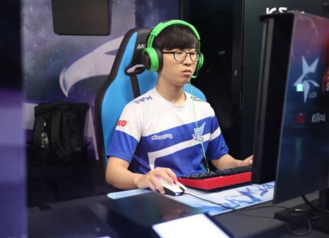 [英超]哈兰德进三球 曼城联赛三连胜.